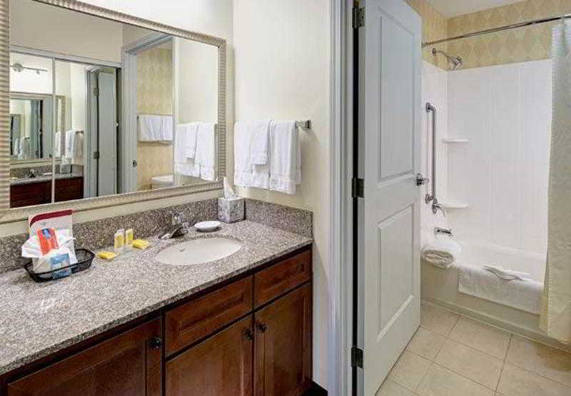 Residence Inn Houston West Energy Corridor Стая снимка